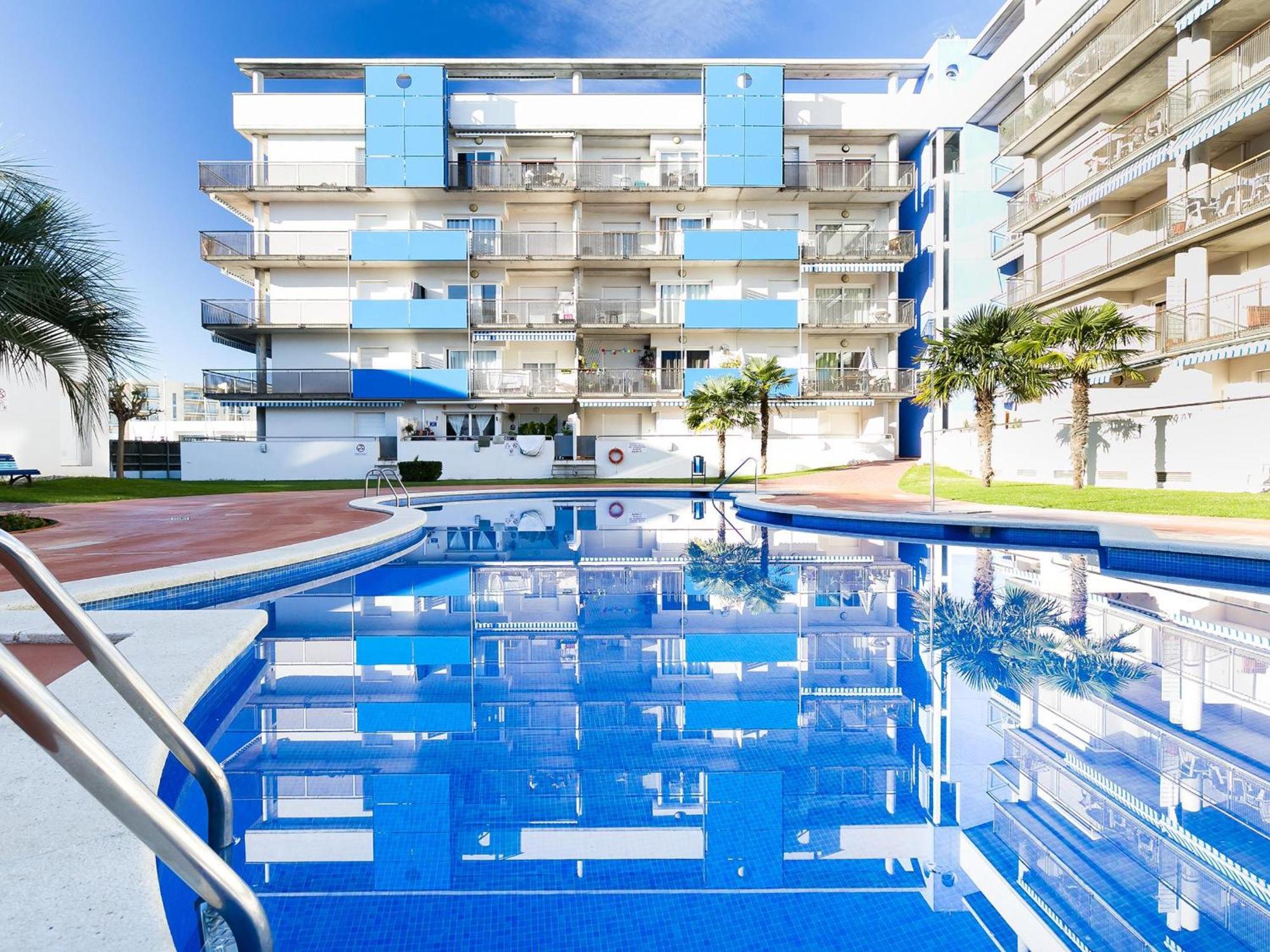 Familiar En Con Piscina, Terraza Y Parking Cerca De La Playa - Es-228-116 *